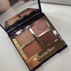 Charlotte Tilbury Pillow Talk Luxury Palette of Pops